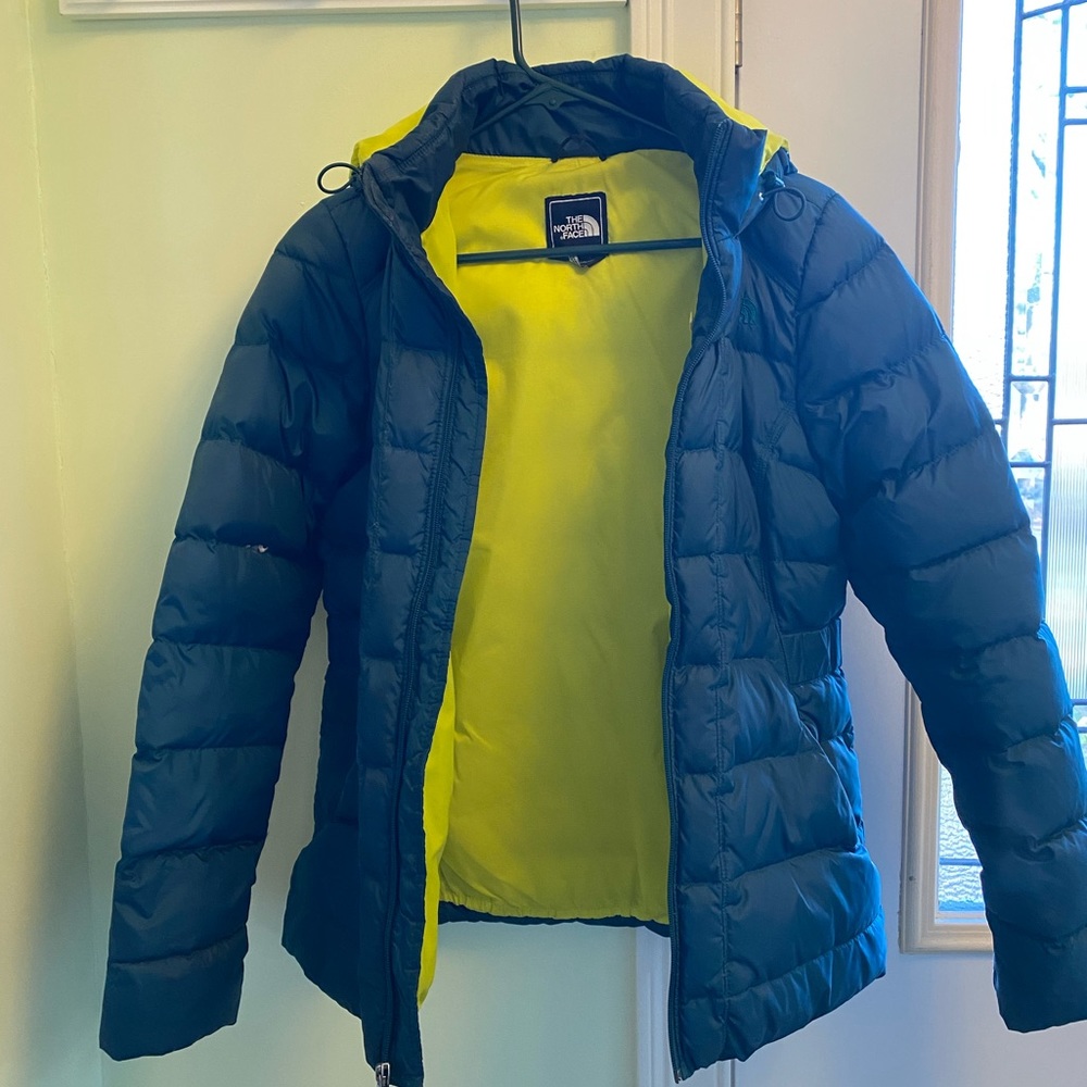 Hooded North Face jacket  Teal blue with yellow lining size is medium